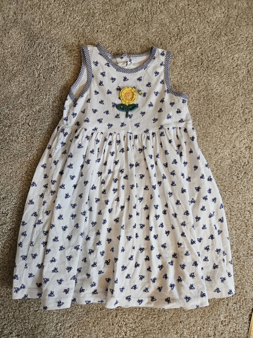 Vintage Sweet Potatoes White & Navy Sunflower Appliqué Bee Dress With Keyhole